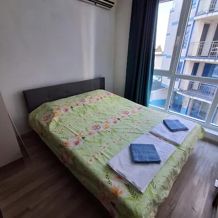 студио C19 в к-с Blue Bay Palace דירה